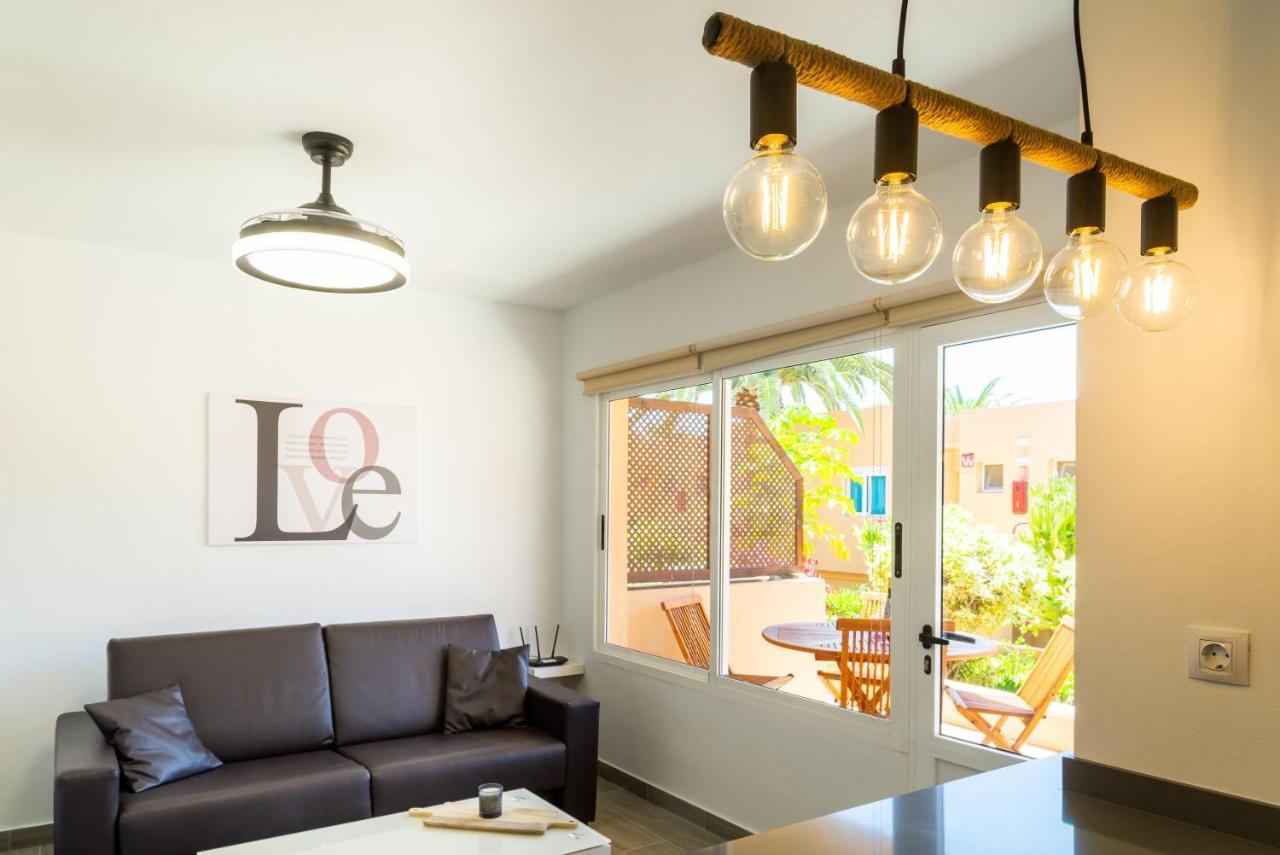 קורלחו Casa Lucien - Newly Refurbished Apartment With Swimming Pool - Ideal For Couples מראה חיצוני תמונה