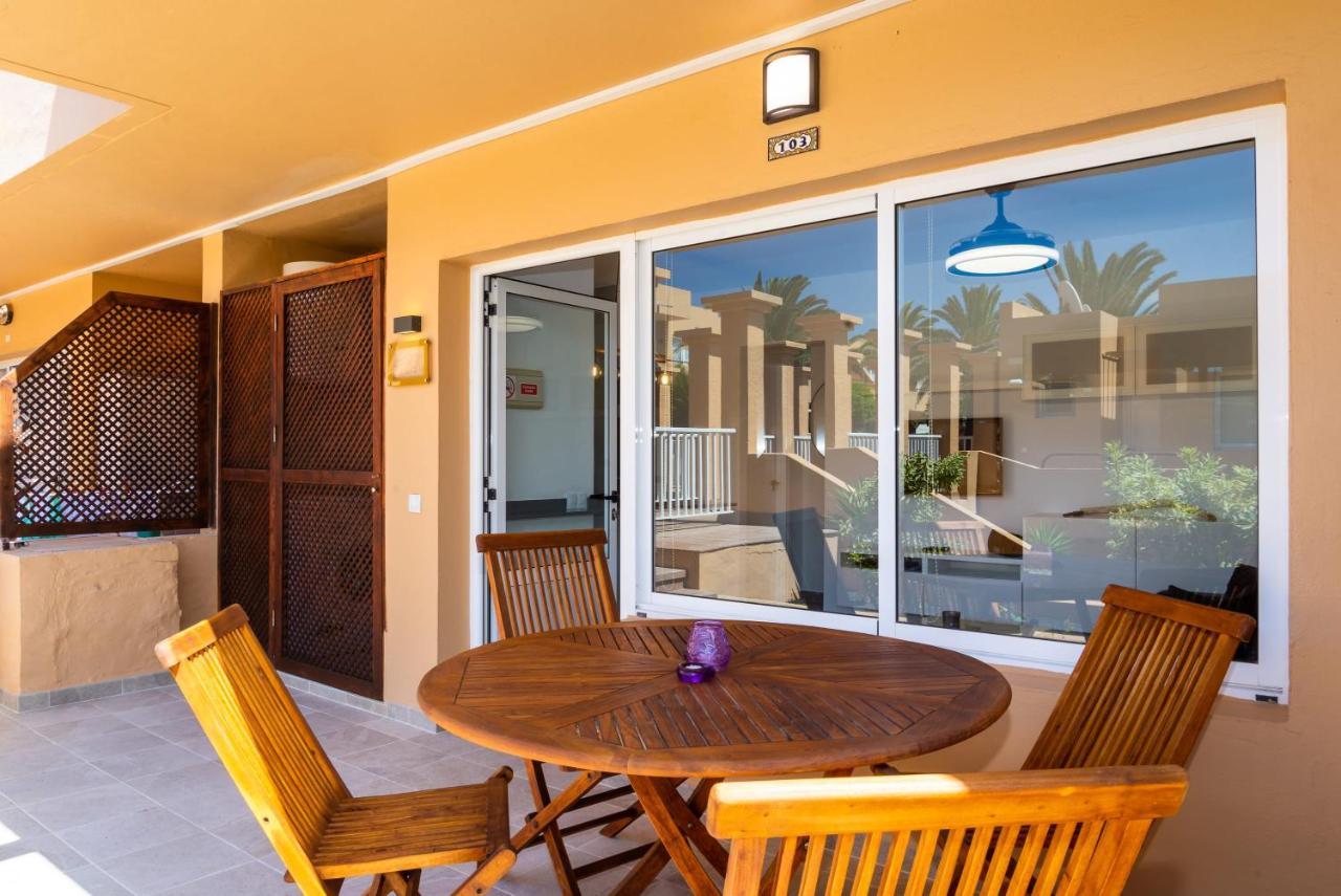 קורלחו Casa Lucien - Newly Refurbished Apartment With Swimming Pool - Ideal For Couples מראה חיצוני תמונה