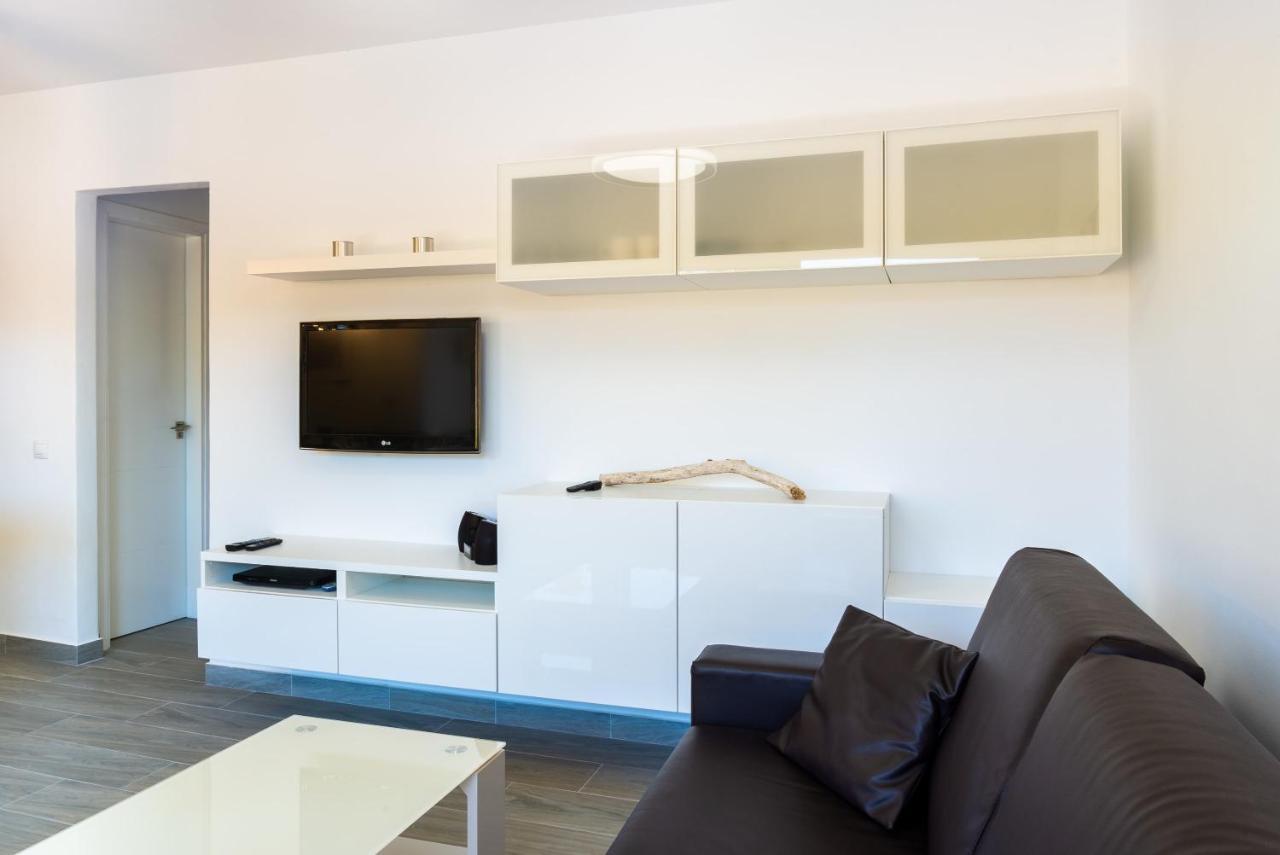 קורלחו Casa Lucien - Newly Refurbished Apartment With Swimming Pool - Ideal For Couples מראה חיצוני תמונה